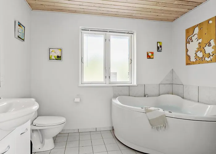 3 Bedroom Beautiful In Hadsund